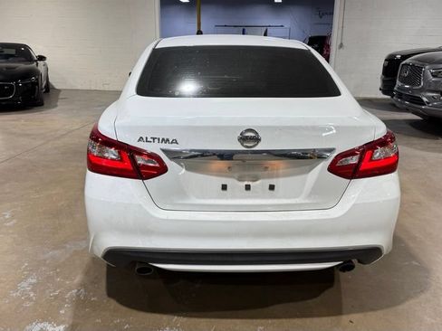 Used 2017 Nissan Altima 2.5 S w/ Power Driver Seat Package FWD image 14