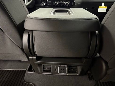 New 2026 GMC Sierra 3500 SLE w/ SLE Convenience Package image 15