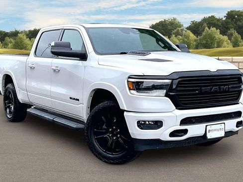 Used 2022 RAM 1500 Laramie AWD/4WD image 2