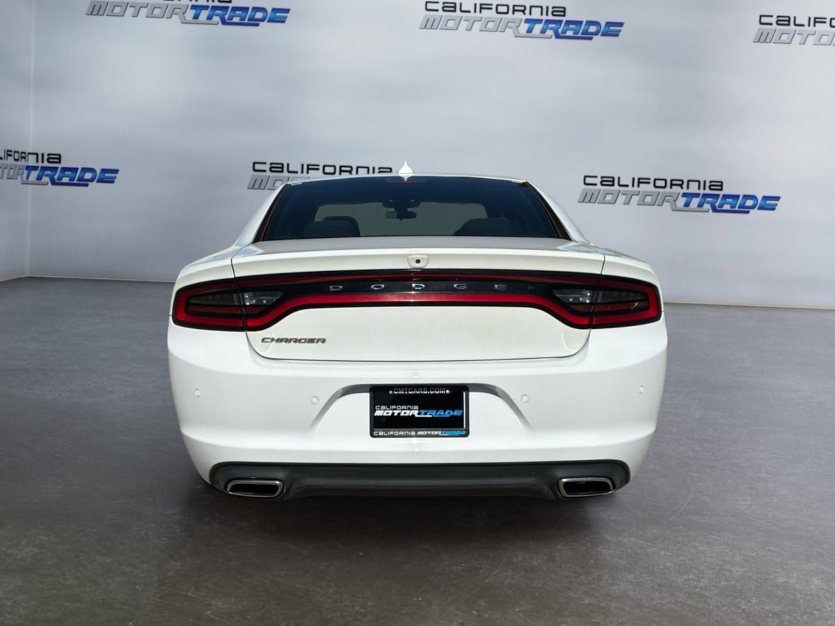 Used 2023 Dodge Charger SXT RWD image 6