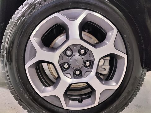 Used 2022 Jeep Compass Trailhawk w/ Trailhawk Elite Group image 27