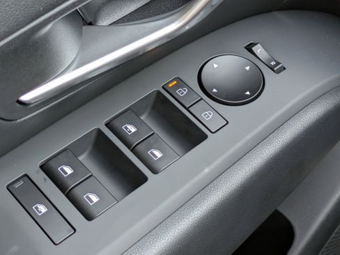 New 2026 Hyundai Santa Cruz SE FWD image 19