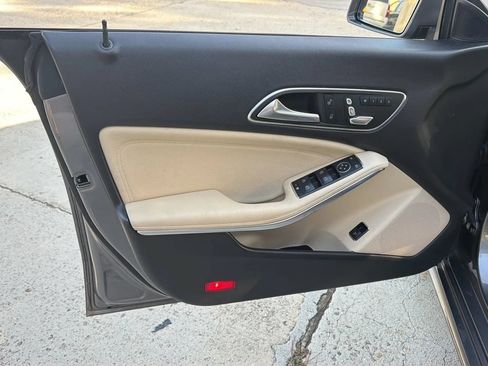 Used 2019 Mercedes-Benz CLA 250 4MATIC image 13