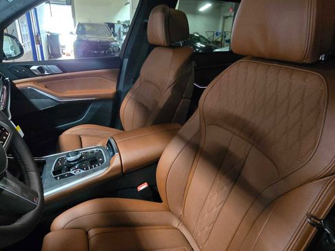New 2026 BMW X7 xDrive40i w/ Executive Package image 25