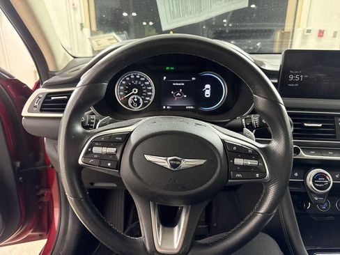 Used 2023 Genesis G70 2.0T AWD/4WD image 22