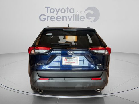 Certified 2025 Toyota RAV4 XLE AWD/4WD image 5
