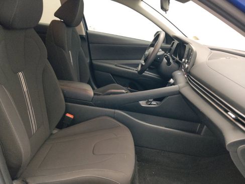 Used 2023 Hyundai Elantra SEL FWD image 21