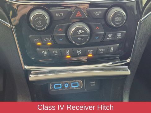 Used 2020 Jeep Grand Cherokee Limited w/ Trailer Tow Group IV AWD/4WD image 25