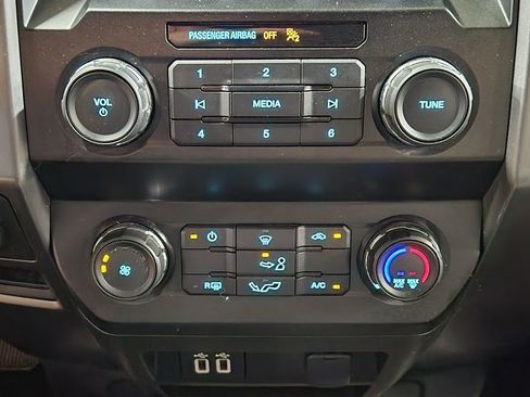 Used 2019 Ford F150 XLT w/ Equipment Group 301A Mid image 38