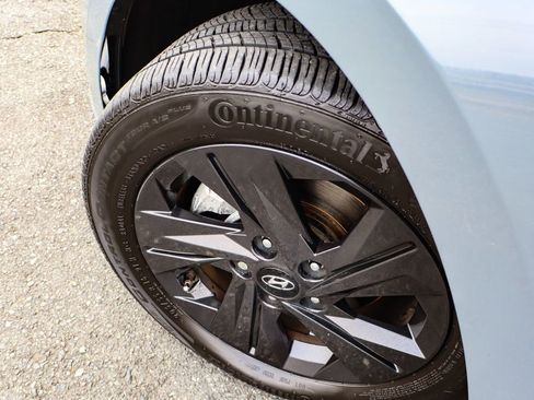 Used 2021 Hyundai Elantra SEL w/ Convenience Package image 42