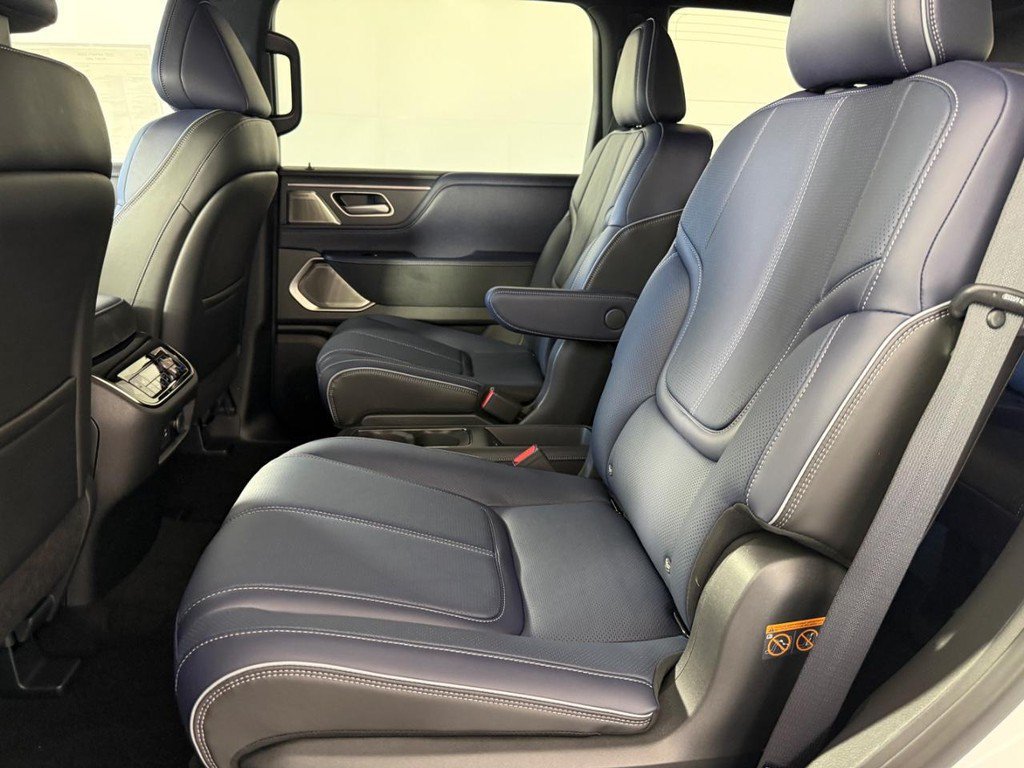 New 2027 INFINITI QX80 Sensory w/ Sport Exterior Package AWD/4WD image 18