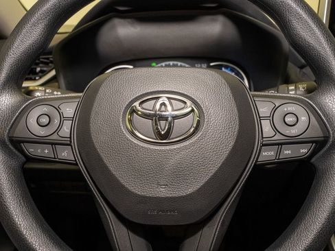 Certified 2023 Toyota RAV4 XLE image 18