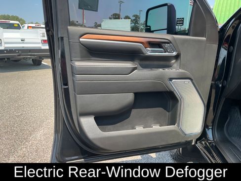 Used 2024 GMC Sierra 2500 Denali w/ Denali Reserve Package AWD/4WD image 11
