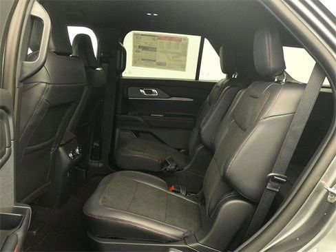 New 2026 Ford Explorer ST image 10