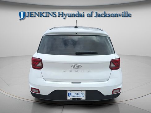New 2026 Hyundai Venue SE image 4