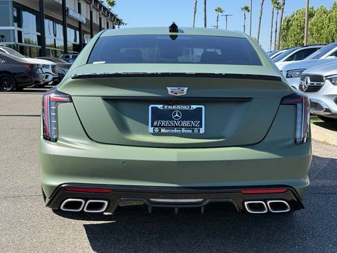 Used 2025 Cadillac CT5 V RWD image 18
