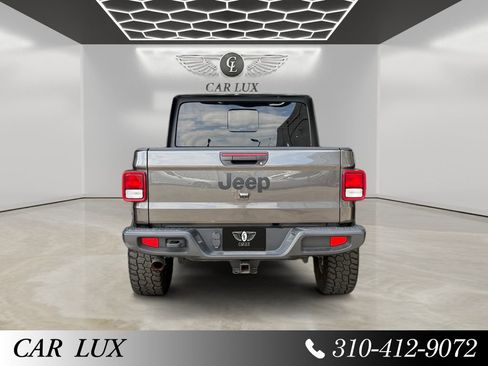Used 2023 Jeep Gladiator Sport AWD/4WD image 4