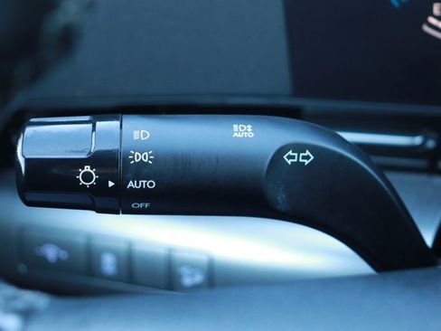 Used 2025 Hyundai Kona SEL image 21