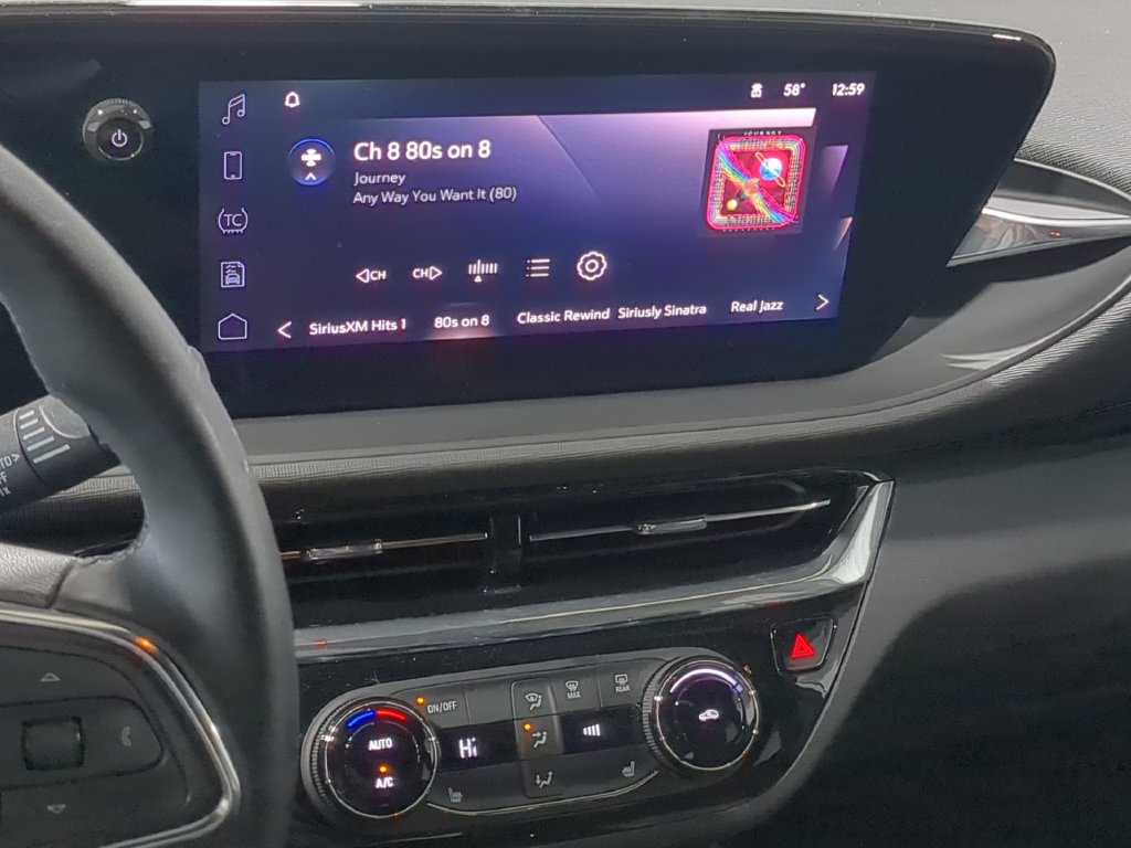 Used 2025 Buick Envista Sport Touring w/ Convenience I Package FWD image 27