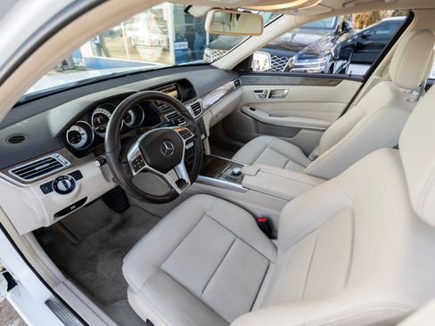 Used 2014 Mercedes-Benz E 350 4MATIC Sedan image 16