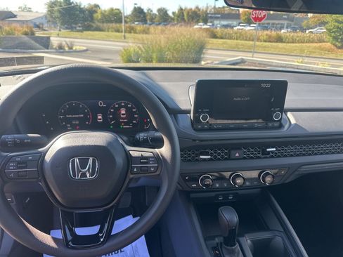 New 2025 Honda Accord SE image 7