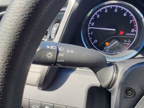 Used 2019 Toyota Camry LE FWD image 18