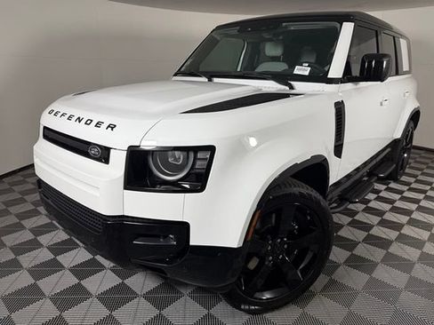 New 2026 Land Rover Defender 110 V8 AWD/4WD image 2