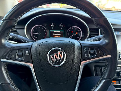 Used 2018 Buick Encore Preferred image 24