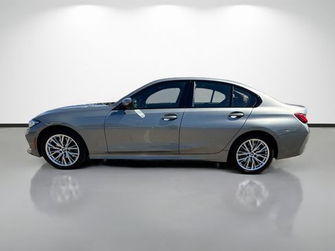 Used 2023 BMW 330i Sedan w/ Premium Package image 6