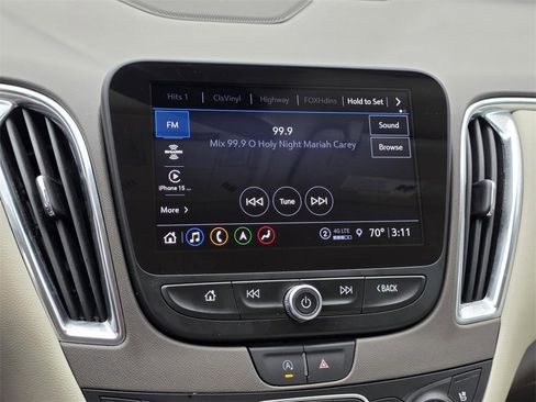 Used 2024 Chevrolet Malibu LT image 17