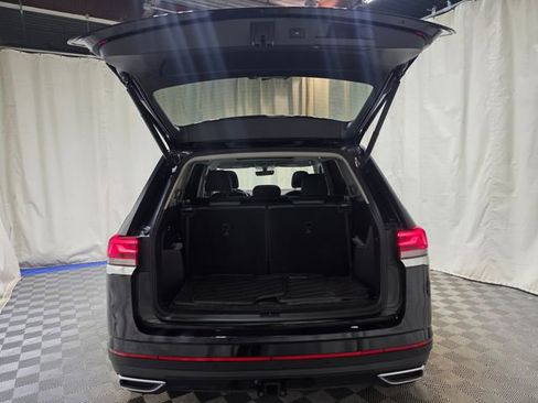 Certified 2023 Volkswagen Atlas SE w/ Panoramic Sunroof Package AWD/4WD image 37