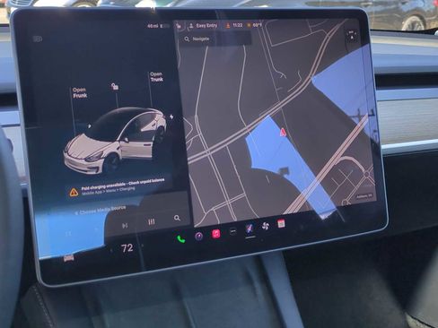 Used 2021 Tesla Model 3 Standard Range Plus image 27