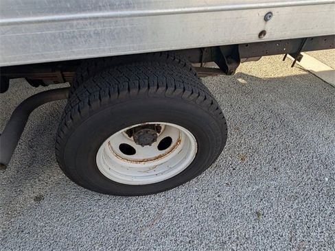 Used 2014 Ford E-350 and Econoline 350 Super Duty image 7