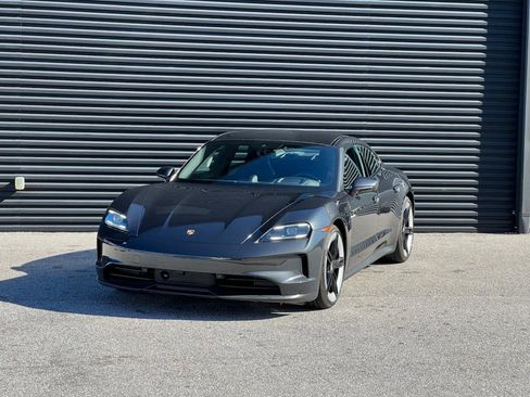 New 2025 Porsche Taycan image 1