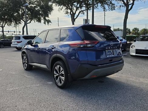 Certified 2022 Nissan Rogue SV FWD image 6
