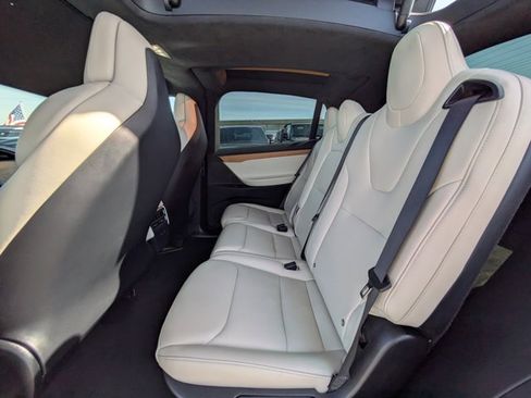 Used 2019 Tesla Model X 100D image 12