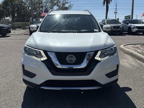Used 2019 Nissan Rogue SV w/ Premium Package image 9