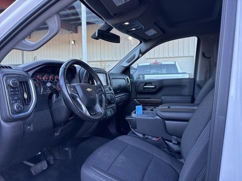 Used 2022 Chevrolet Silverado 1500 LT image 7