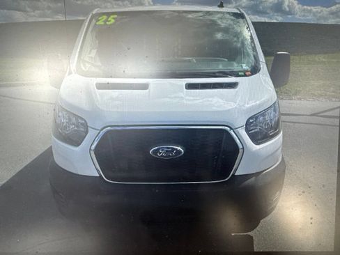 Used 2025 Ford Transit 250 Low Roof w/ Exterior Upgrade Package RWD image 9