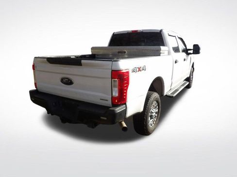 Used 2017 Ford F250 XL w/ Power Equipment Group image 18