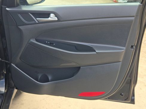 Used 2020 Hyundai Tucson SE FWD image 28