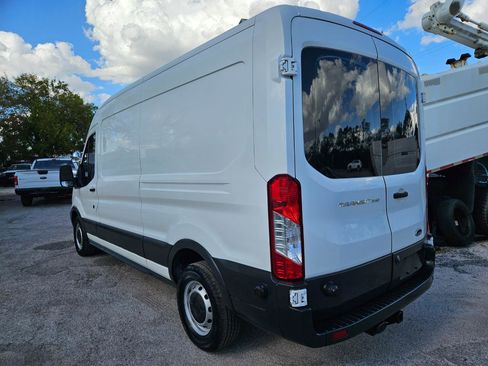 Used 2017 Ford Transit 250 148 Medium Roof image 8