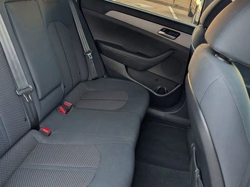 Used 2019 Hyundai Sonata SE image 30