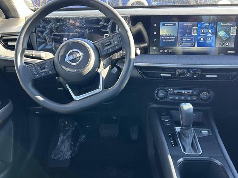 New 2026 Nissan Kicks SV w/ SV Premium Package AWD/4WD image 21