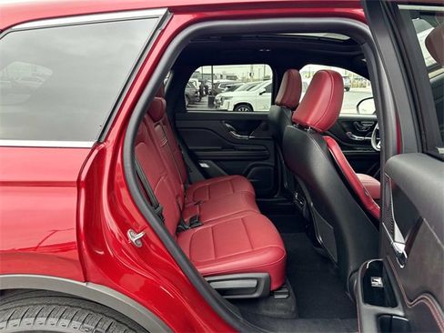 Used 2023 Lincoln Corsair Reserve w/ Equipment Group 201A image 15