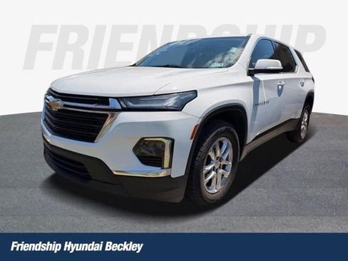 Used 2023 Chevrolet Traverse LS w/ Safety Package FWD image 1