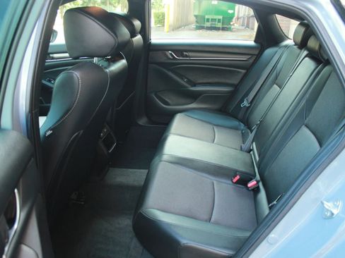 Used 2021 Honda Accord Sport image 26