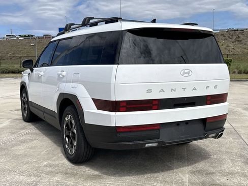 Used 2025 Hyundai Santa Fe SEL image 10