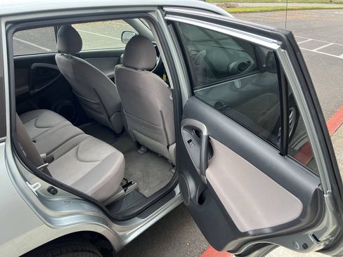 Used 2007 Toyota RAV4 2WD V6 image 10