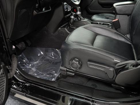 Certified 2022 Jeep Wrangler Sport S image 39